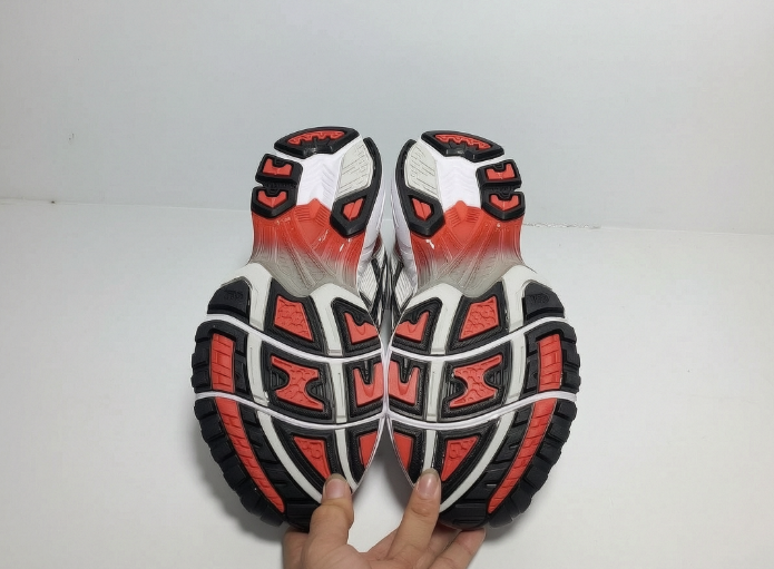 Asics Gel Kayano 14 'Classic Red' 1201A019-103