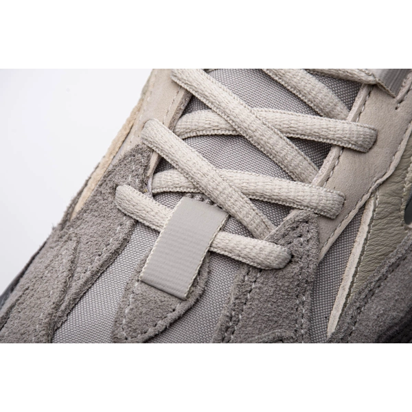 Yeezy Boost 700 V2 “Tephra” FU7914