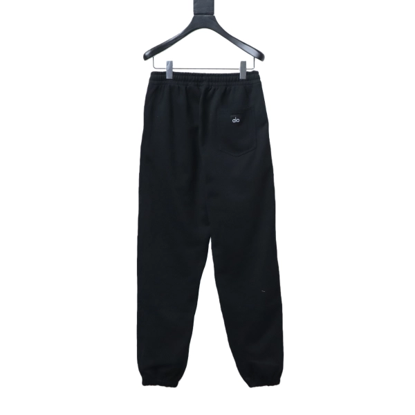 Alo Yoga Cuffed Sweatpants black