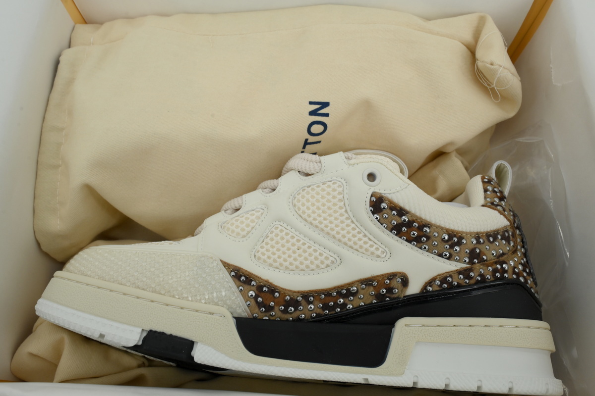 Pkkicks God Batch LOUIS VUITTON White Coffee Diamond
