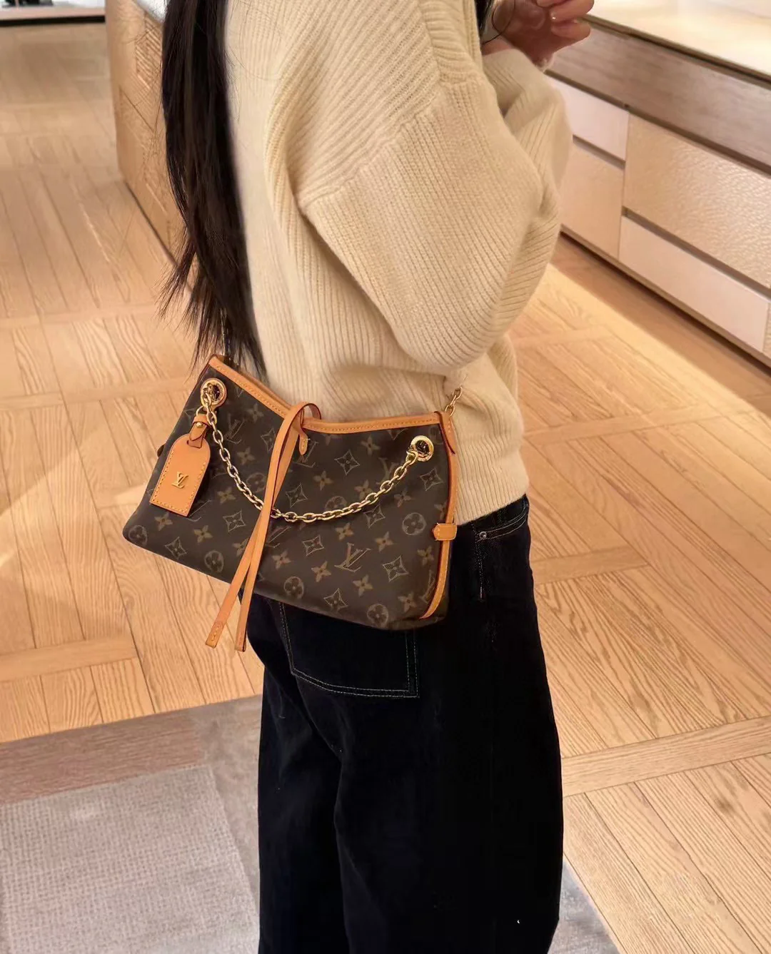 Louis New BB Handbag