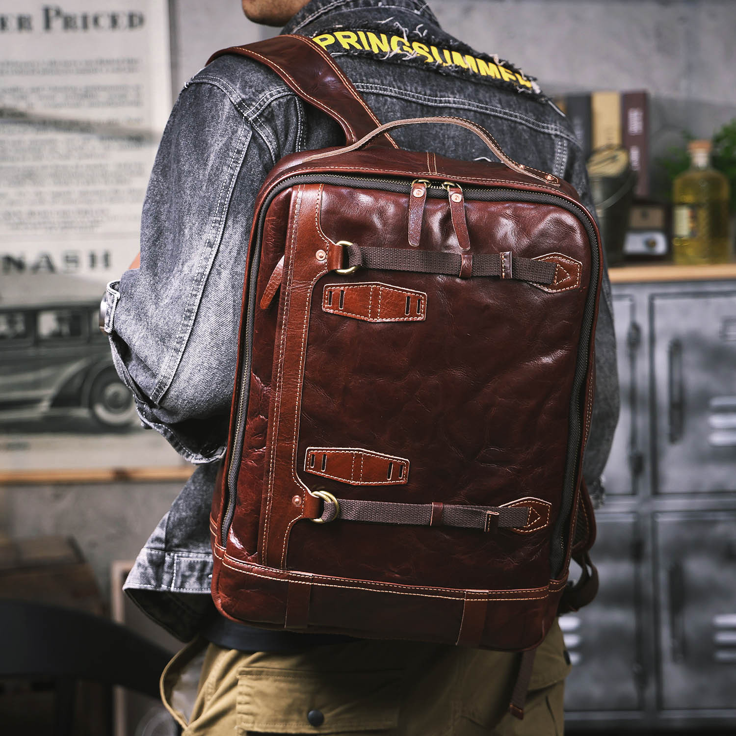 Vintage Crinkled Leather Convertible Backpack - Timeless Craftsmanship for the Modern Professional