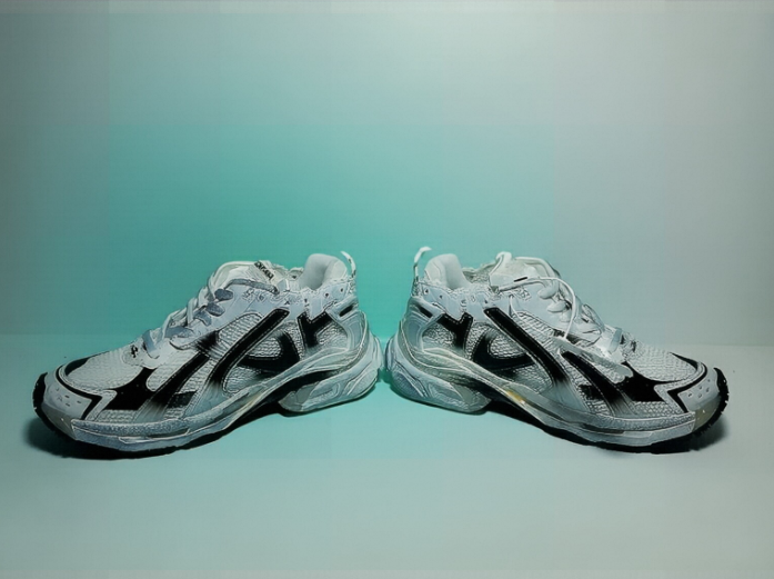 Balenciaga Runner Sneaker'Gradient -White Black'