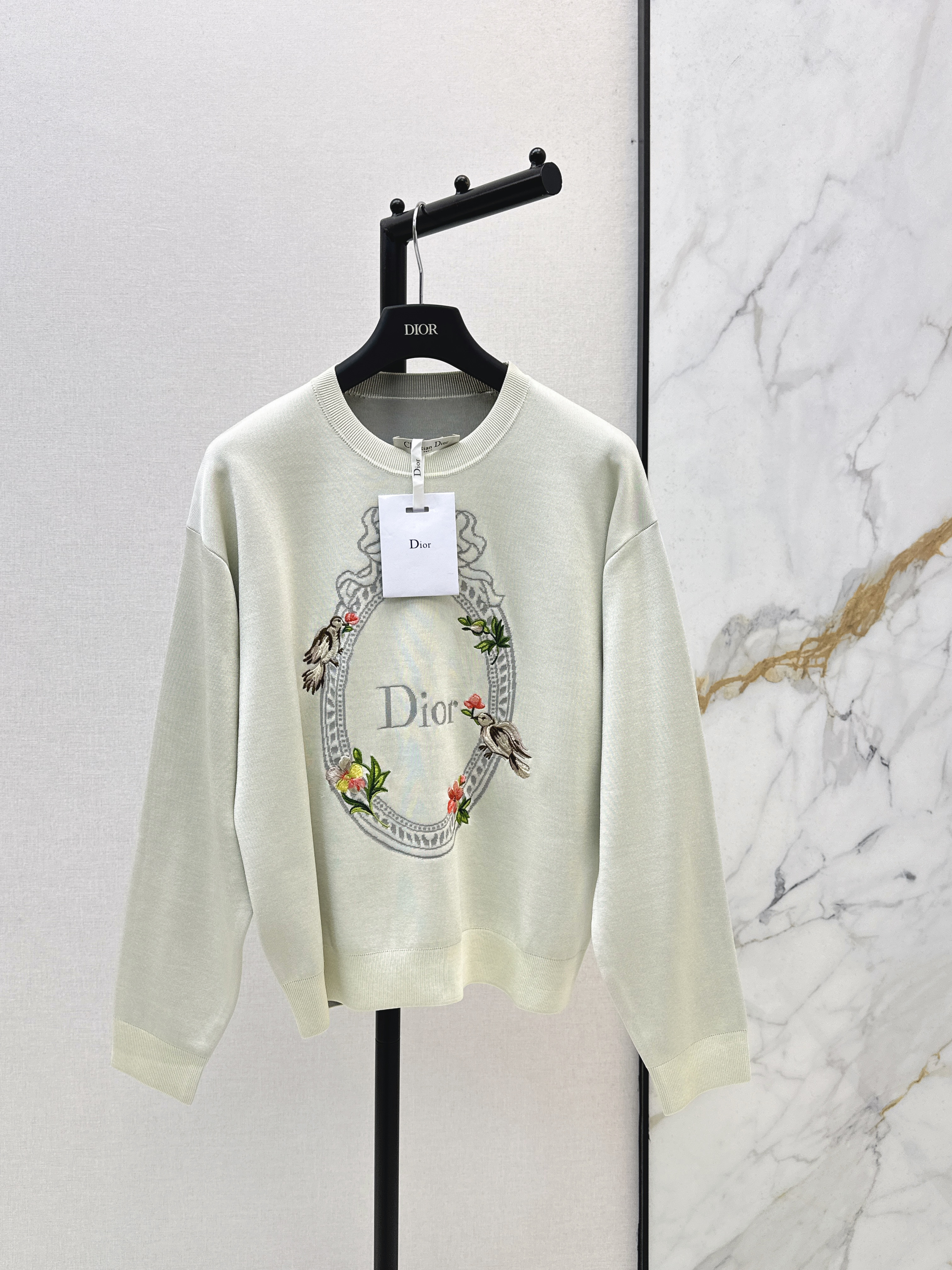 CD New embroidery sweater