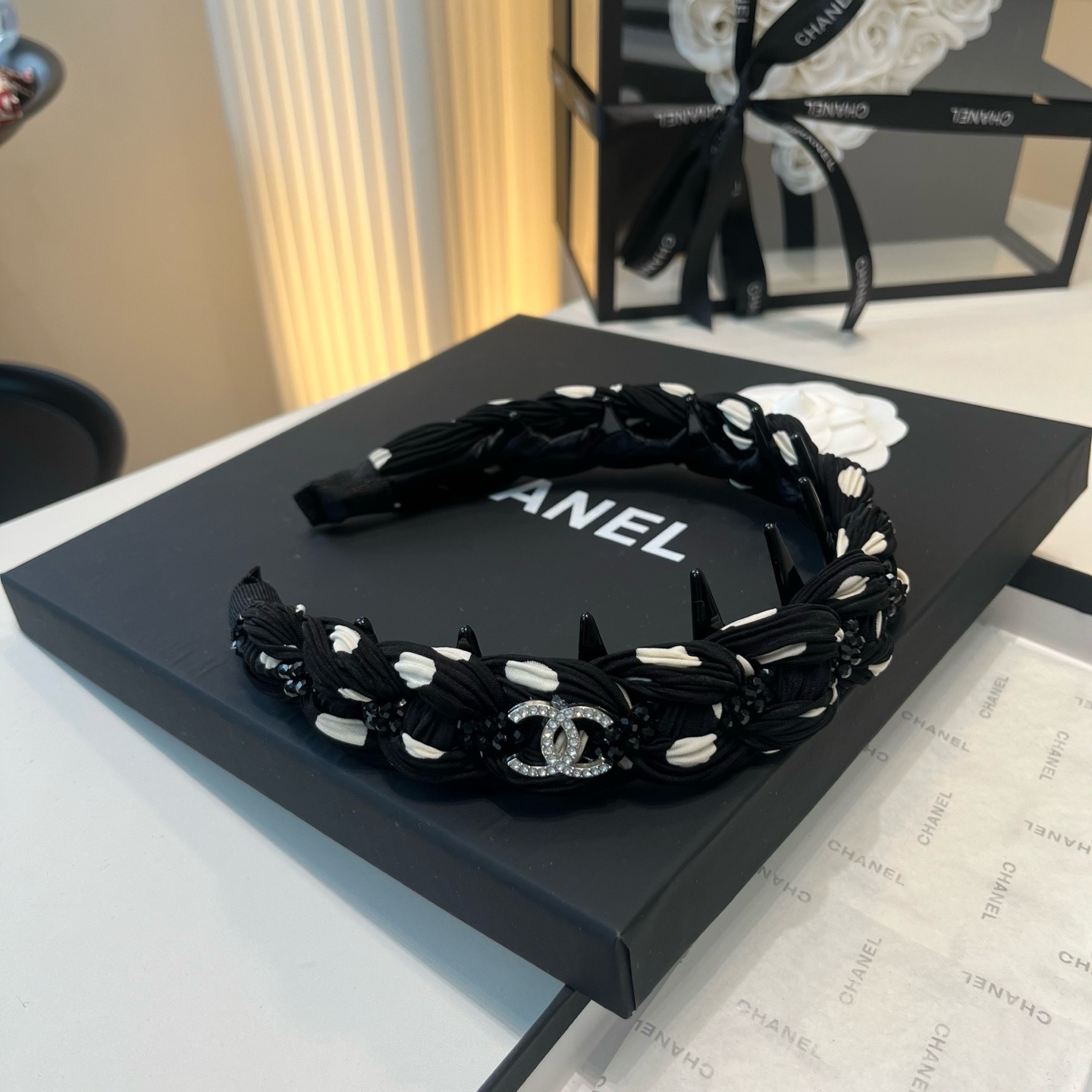 Chan New  Explosive headband