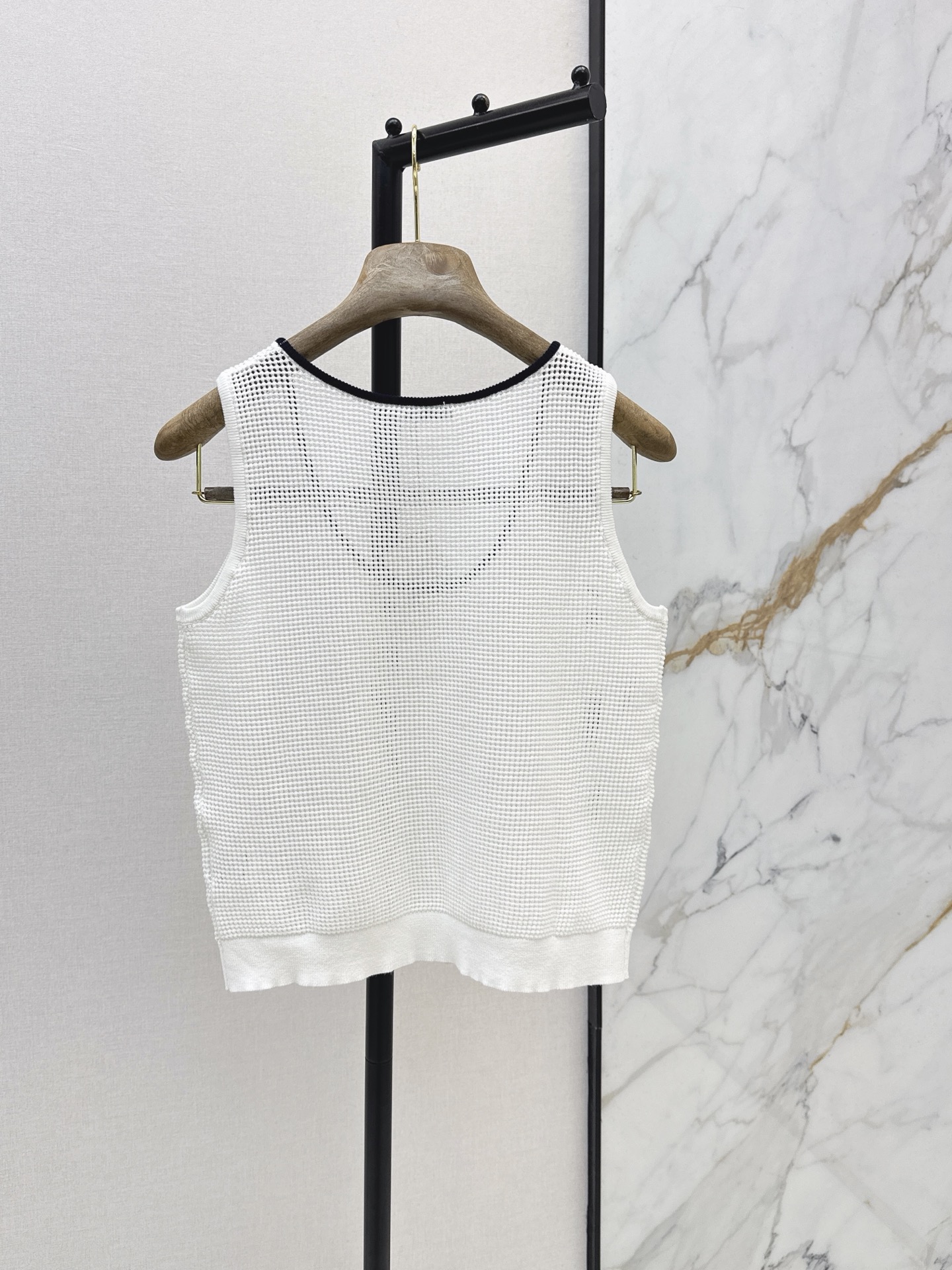 Brun New Hollow-knit Vest