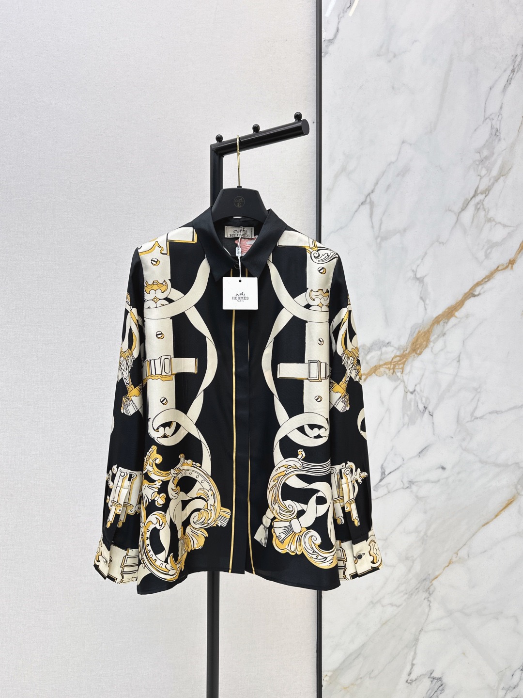 Herm New silk shirt