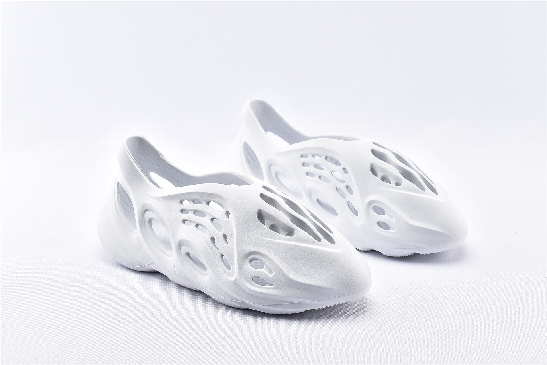 Kanye Yeezy Foam Runner White Kids