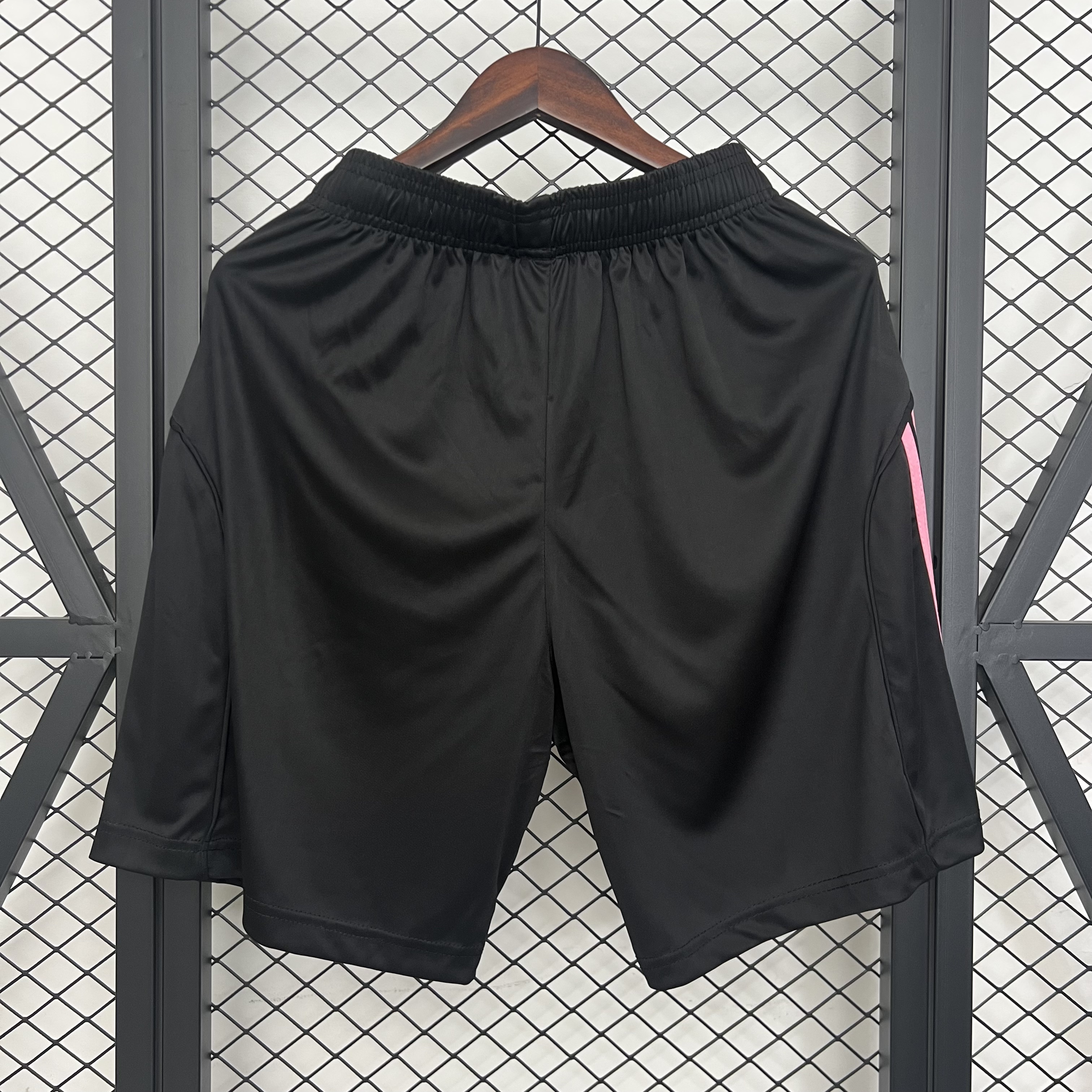 Juventus Home Shorts 25/26