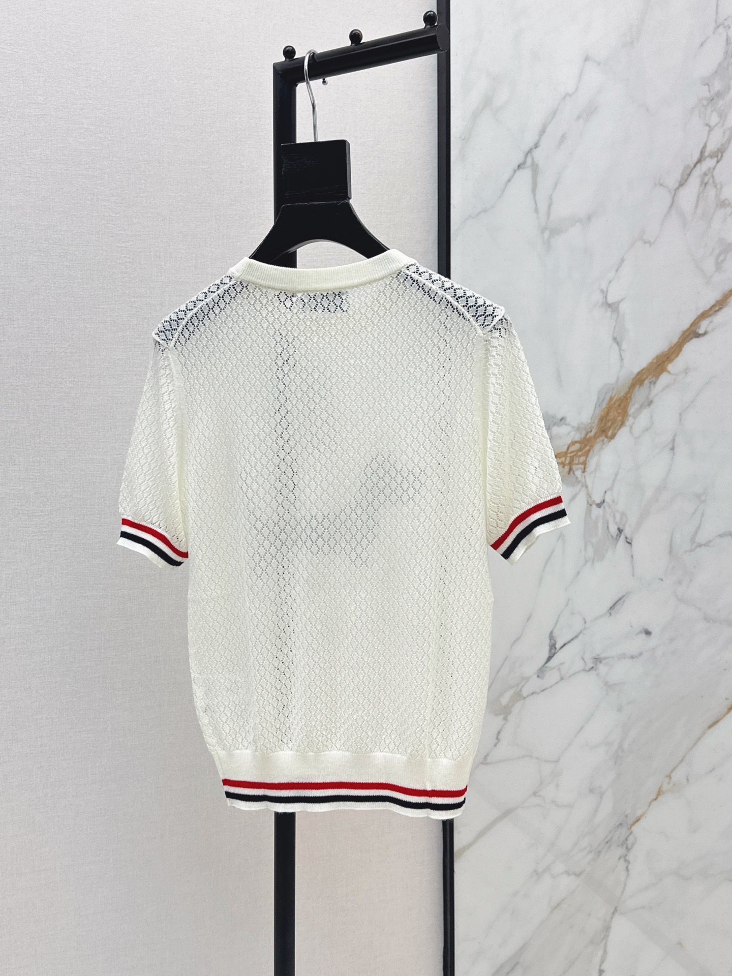 Thom New Hollow-out short sleeve top