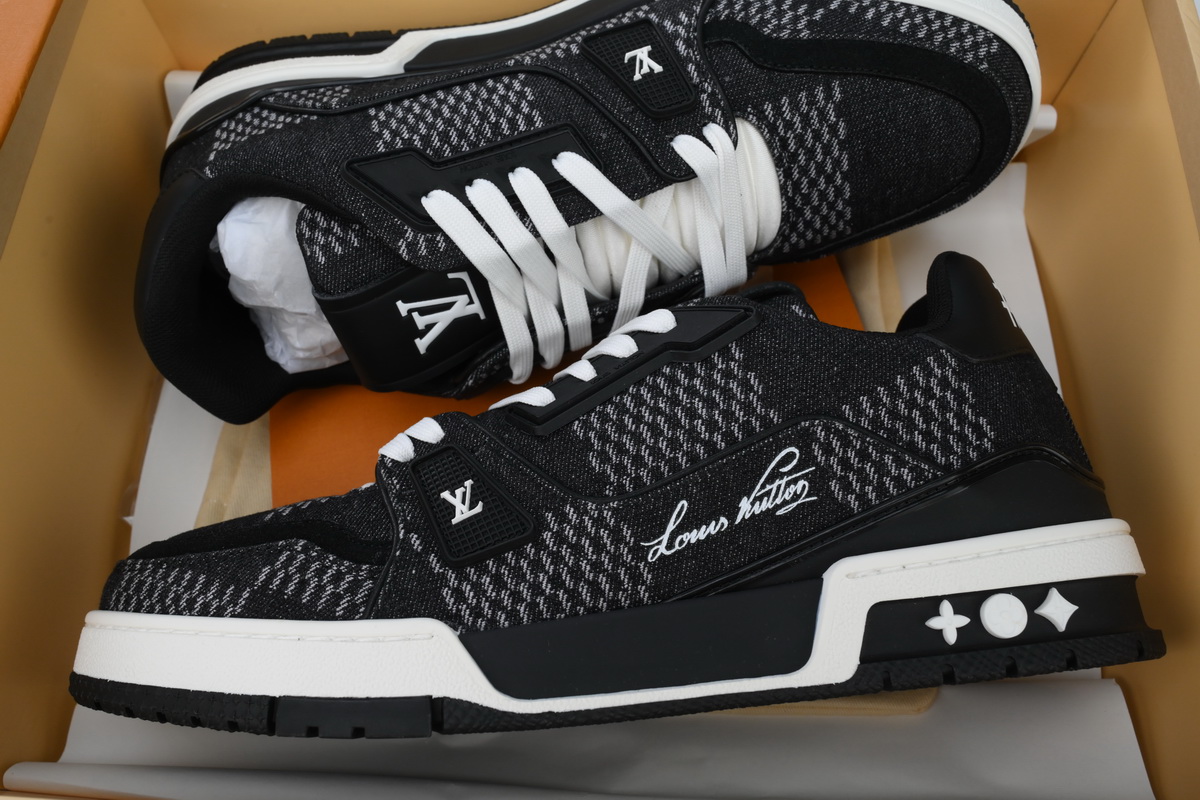 Pkkicks God Batch Louis Vuitton LV Trainer Black Damier 3D Denim 1AD6DX