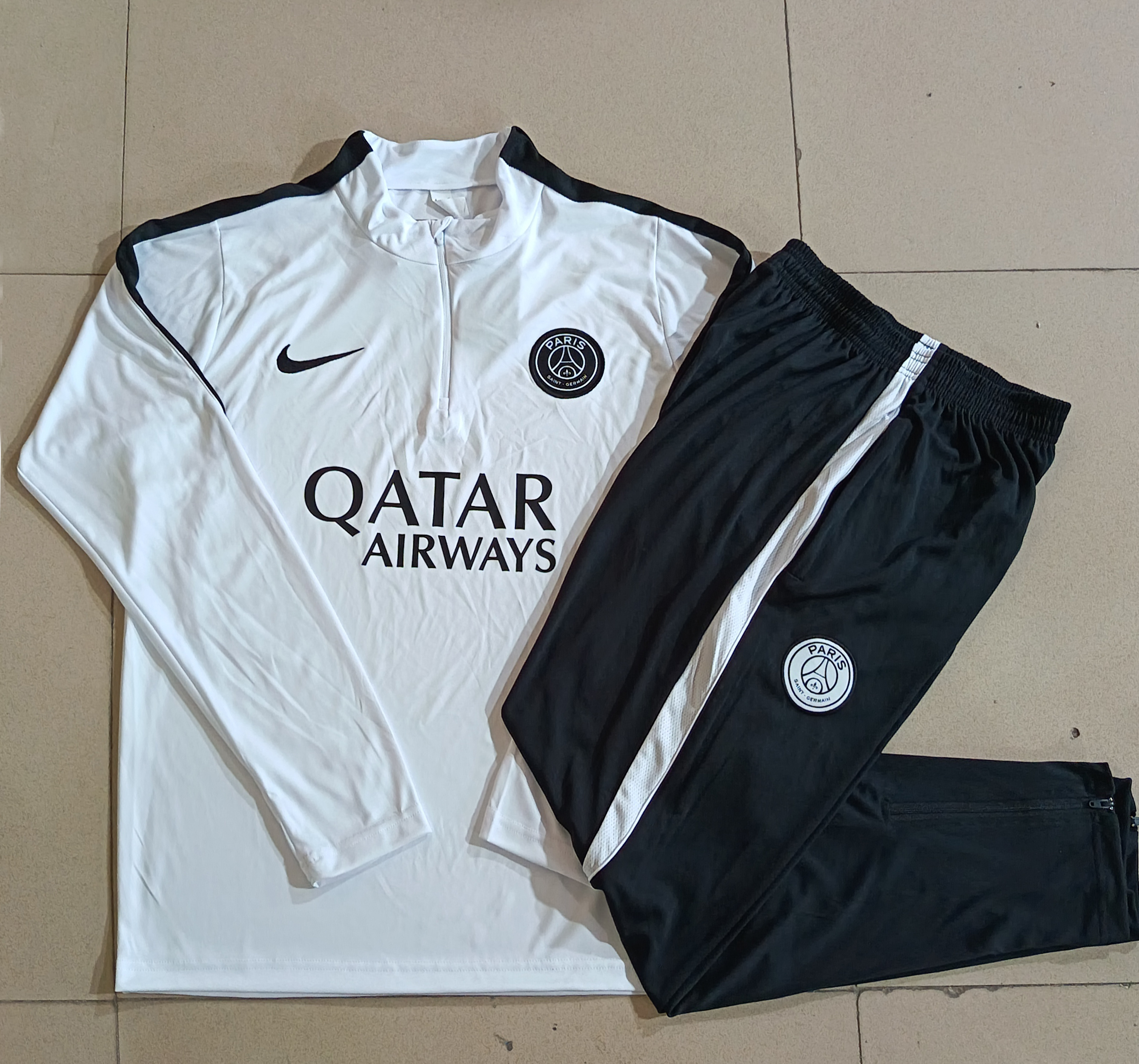 PSG Kids Training Suit 26/27