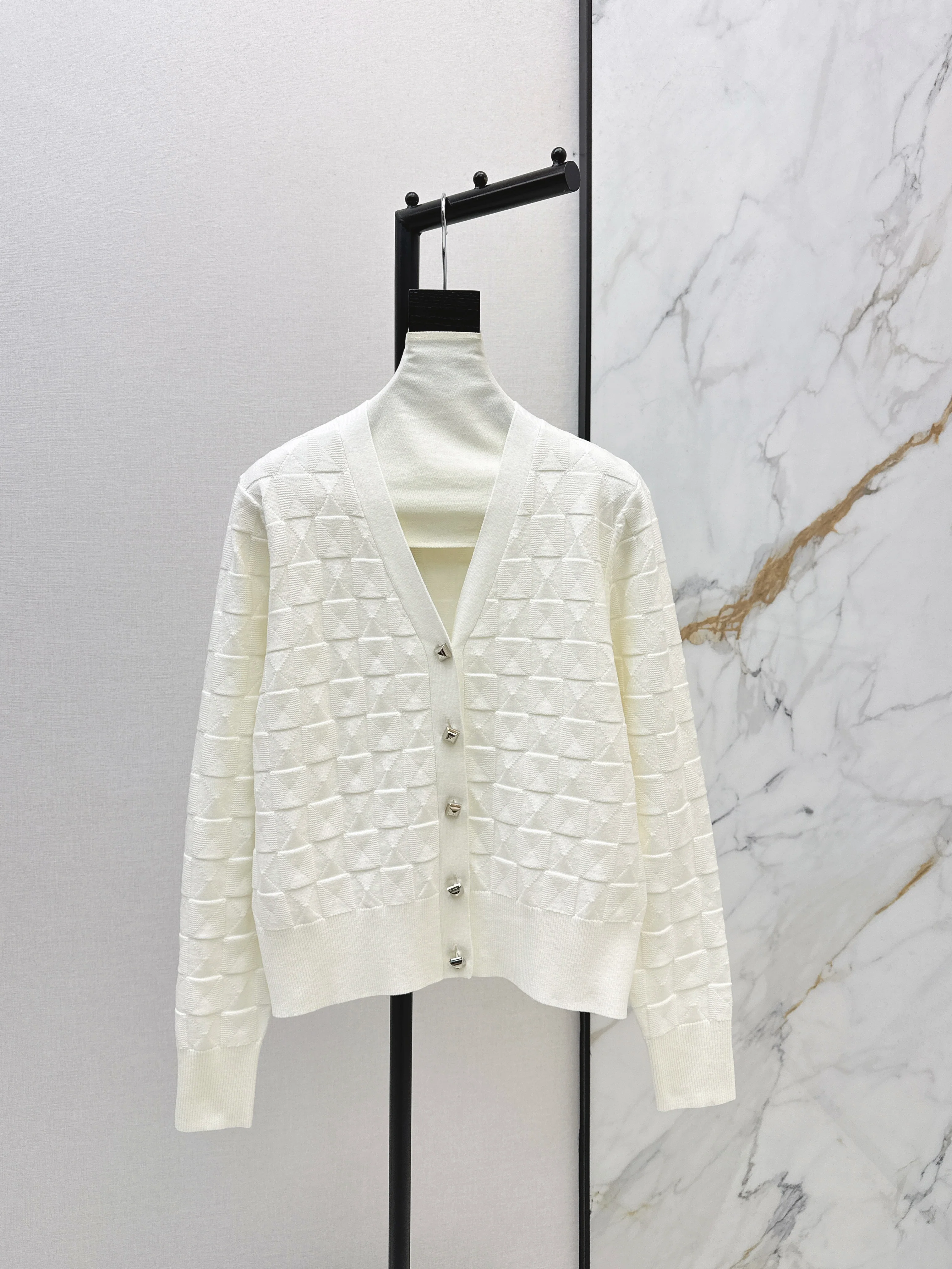 Herm NEW knitted cardigan