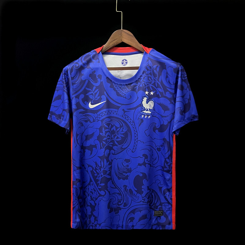 22-23 France Home