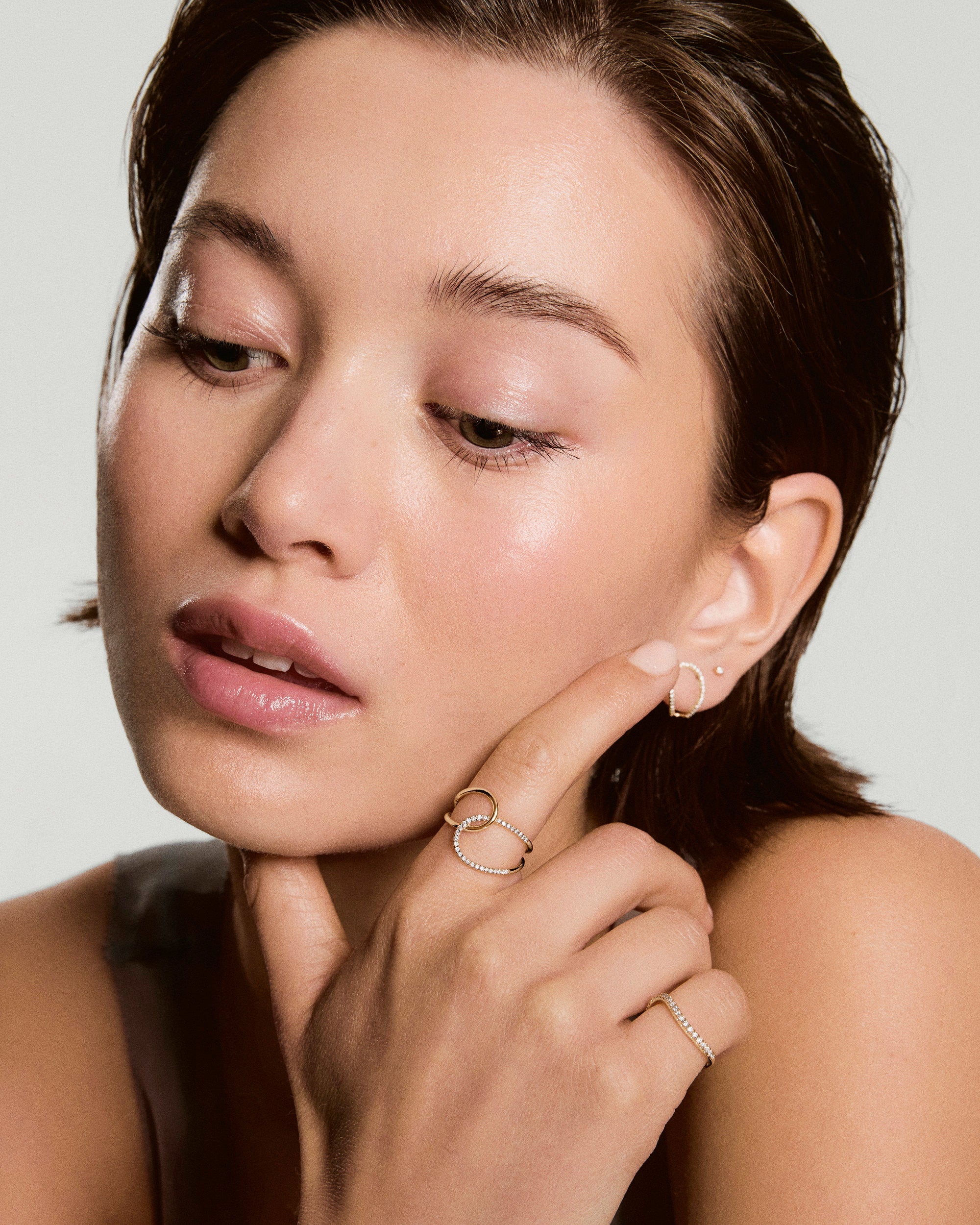 Interconnected Loop Pavé Diamond Ring