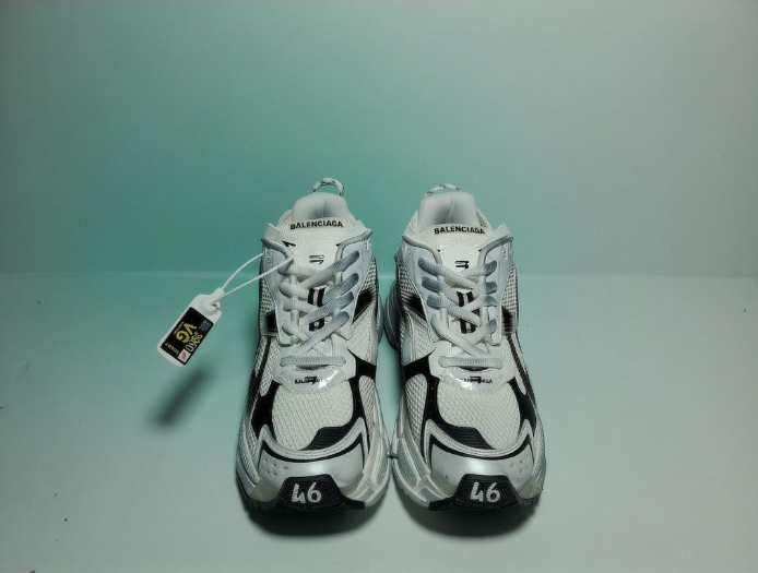 Balenciaga Runner Sneaker'Gradient -White Black'