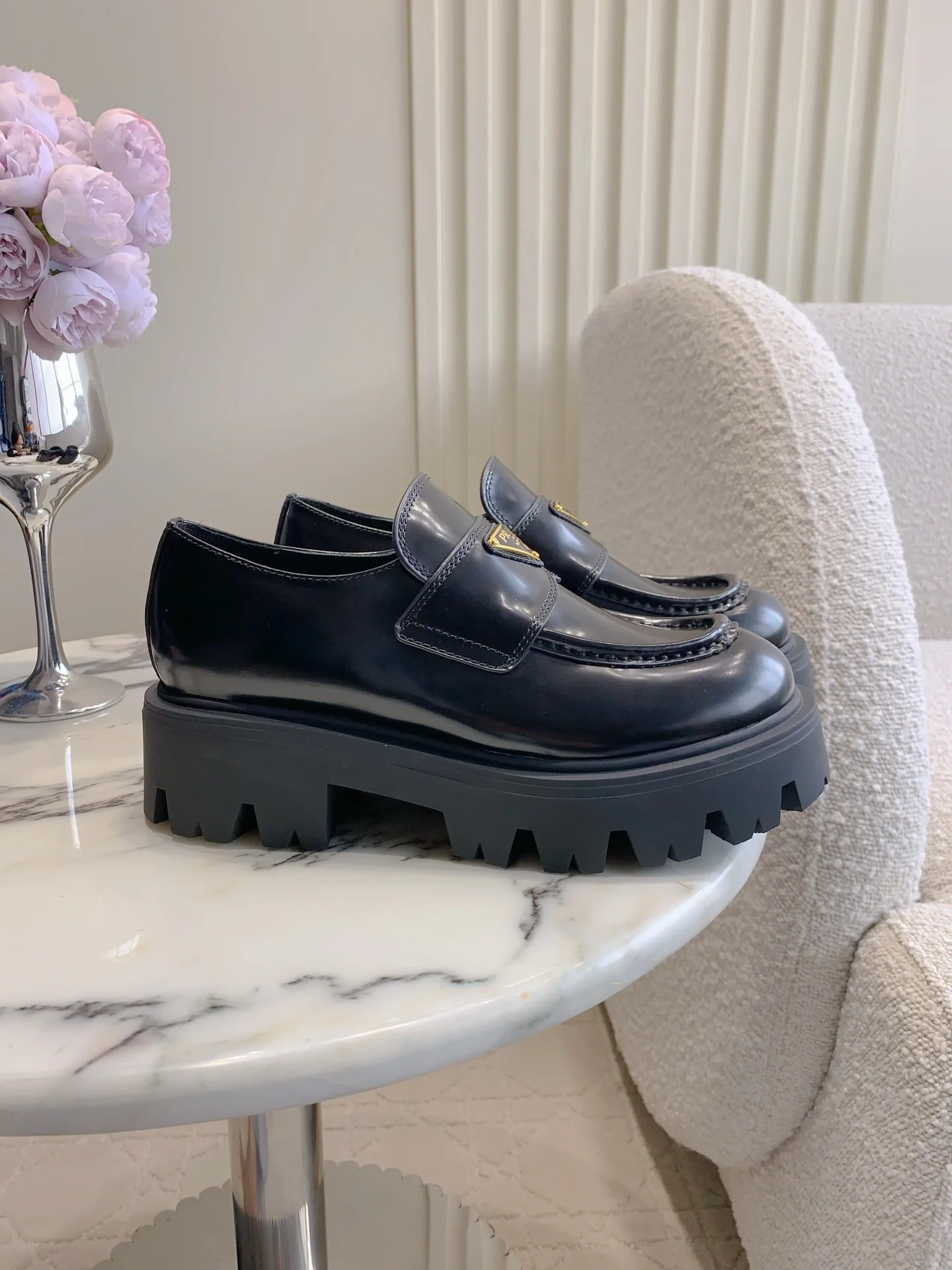 Pra New Triangle buckle thick-soled Mary Jane shoes