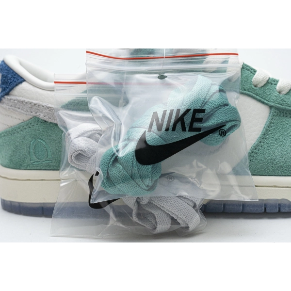 Kasina x Nike Dunk Low 