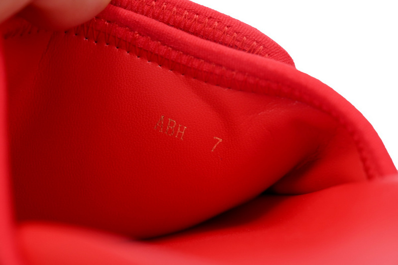 Pkkicks God Batch LOUIS VUITTON Miami flocked red