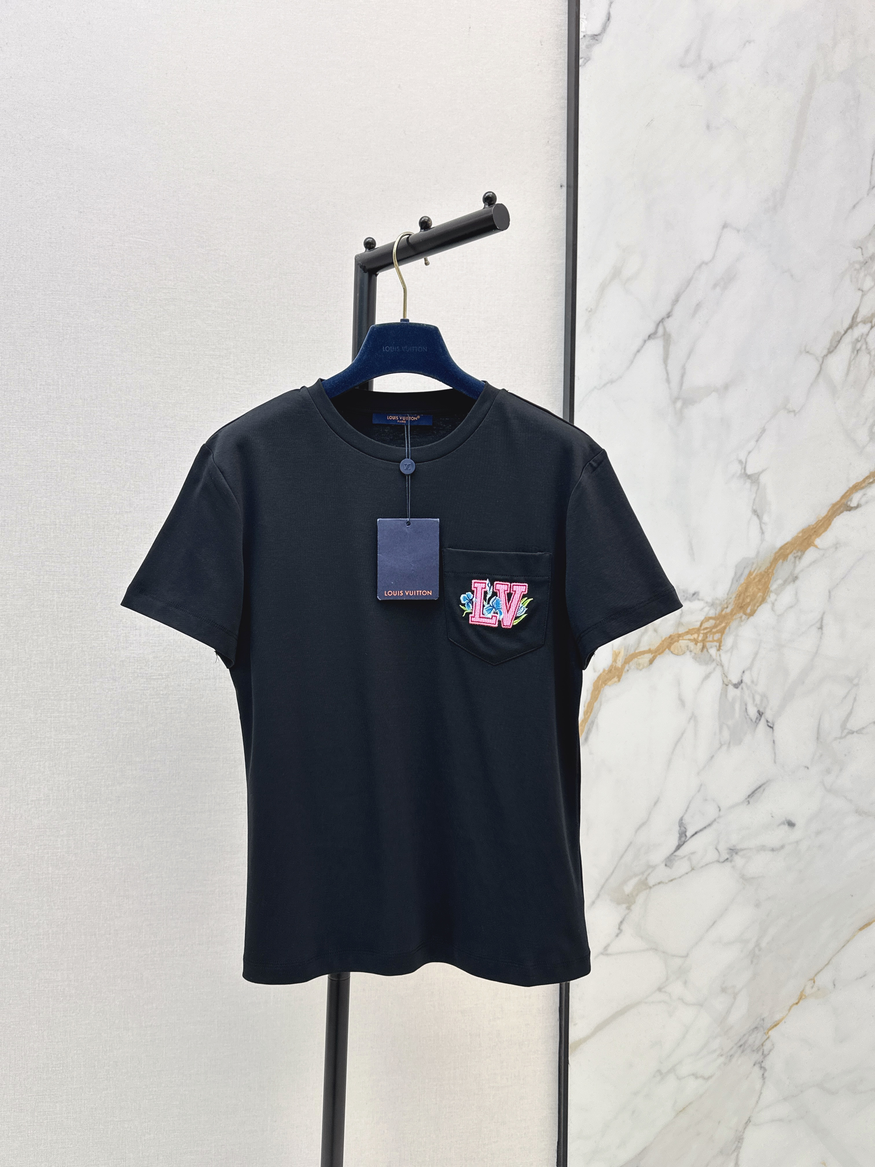 Louis New Embroidered T-shirt