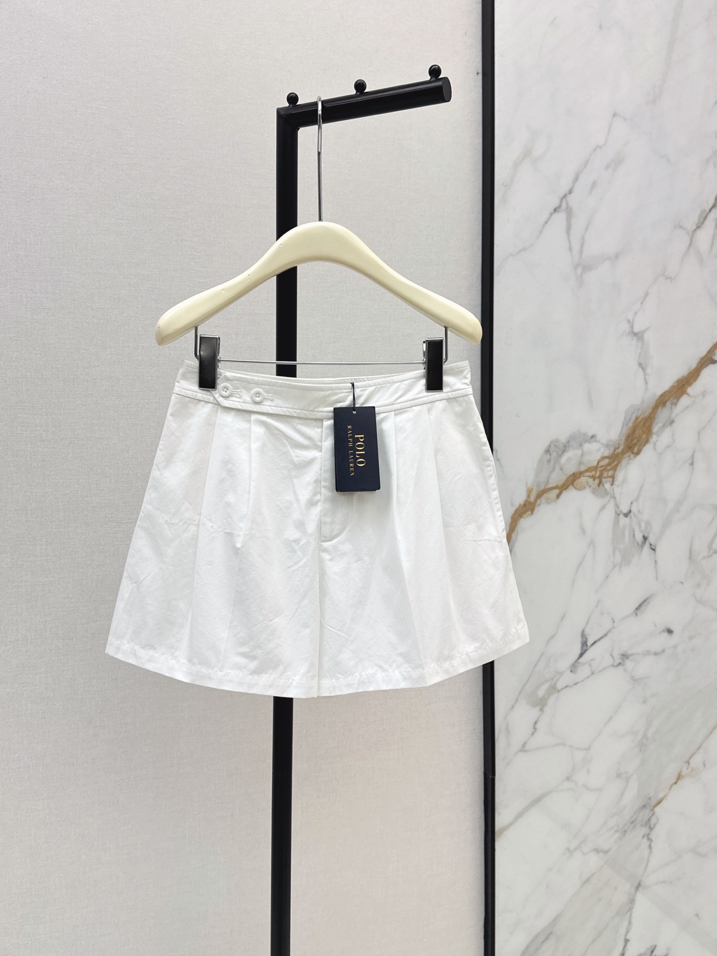 Ral New Side buckle shorts