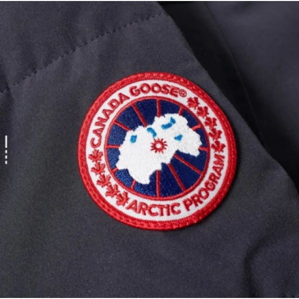 Canada Goose Red Label Wyndham Parka dark blue