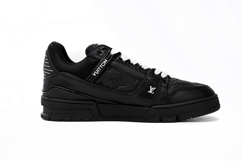 Pkkicks God Batch LOUIS VUITTON Trainer All Black Embossing 1AARER