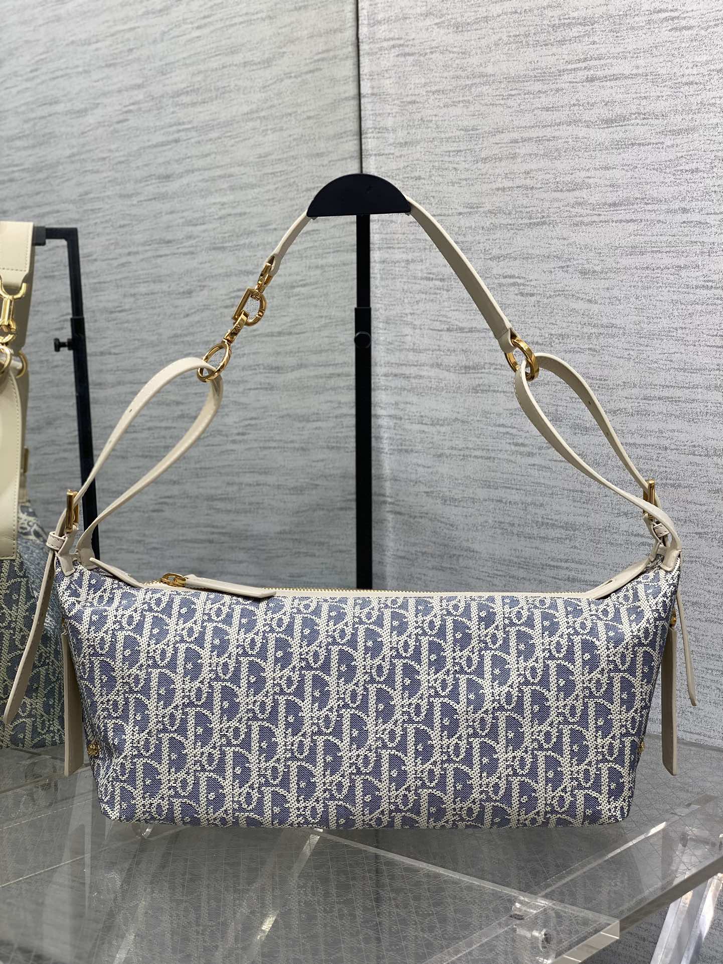 CD new single shoulder bag