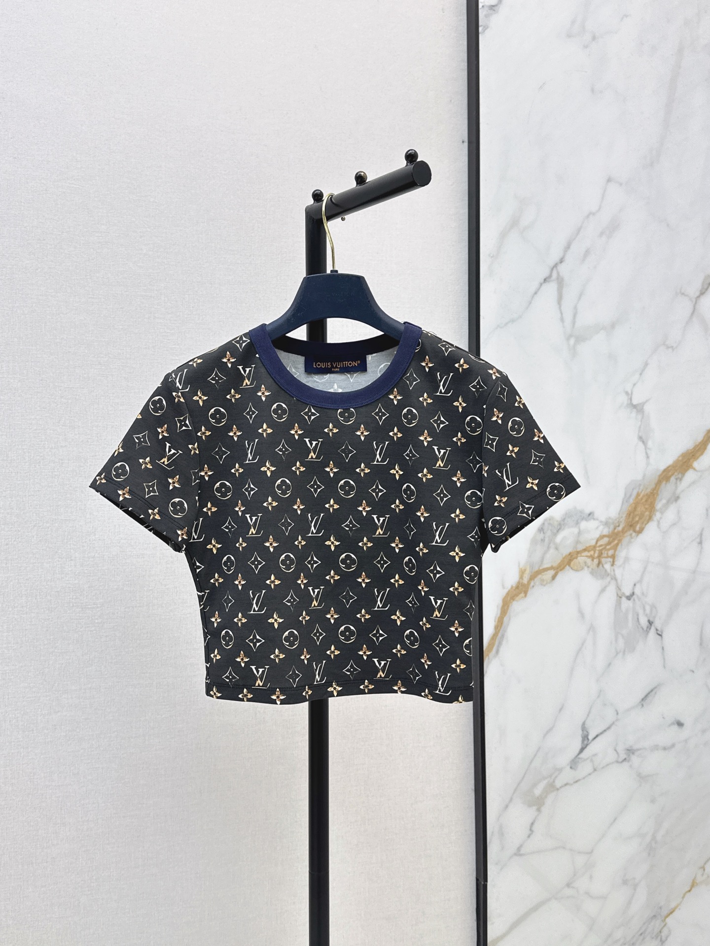 Louis New Cropped T-shirt