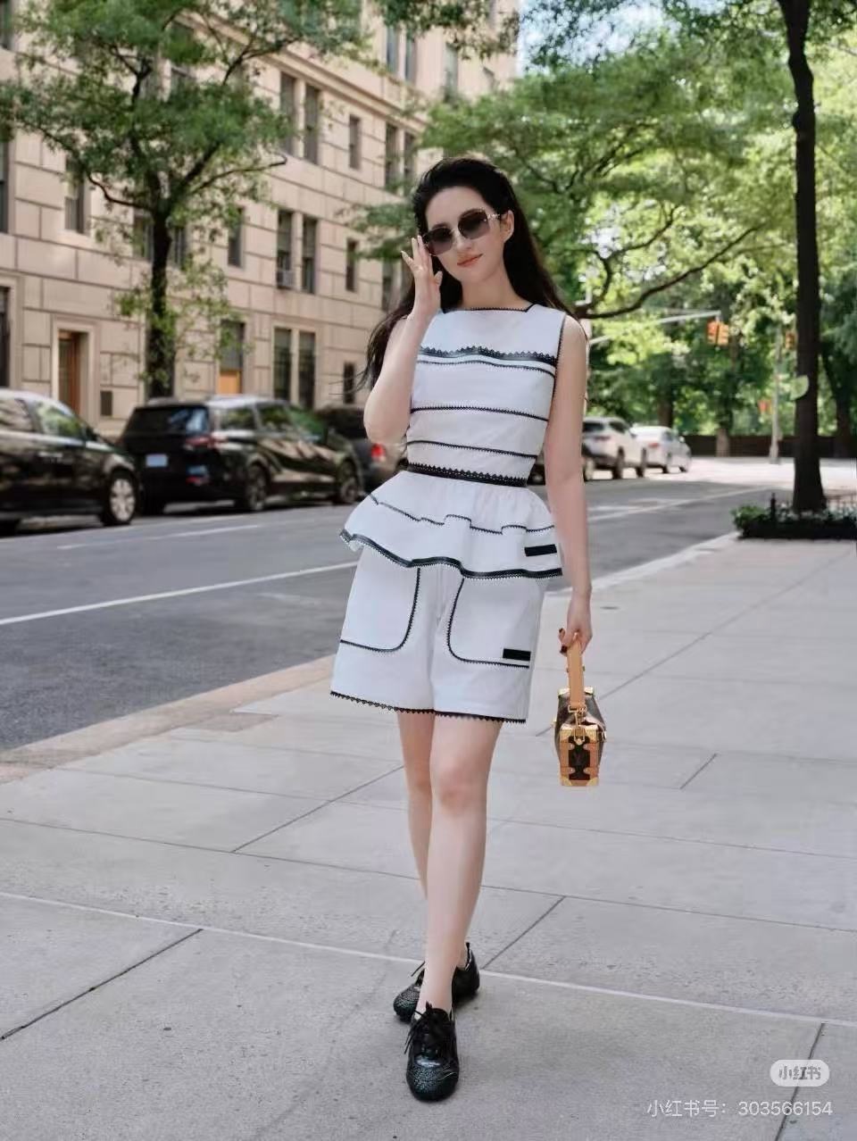 Louis New Color-Block Ruffled Set