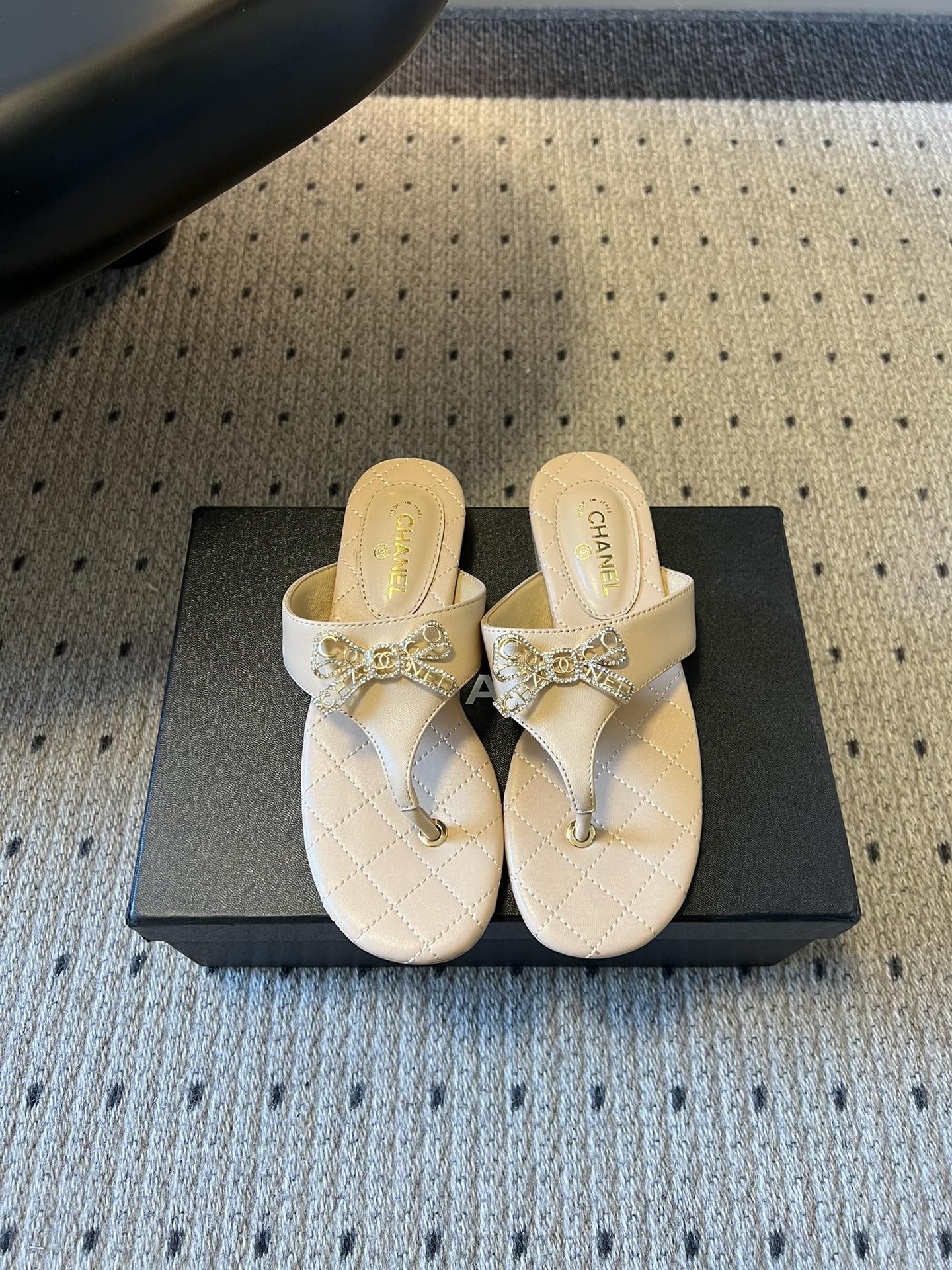 Chan New Flip-flops