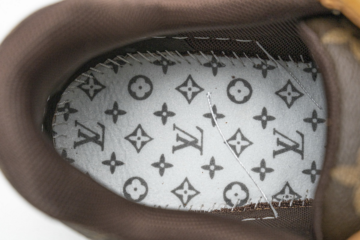 Pkkicks God Batch LOUIS VUITTON 20ss Trainer Brown