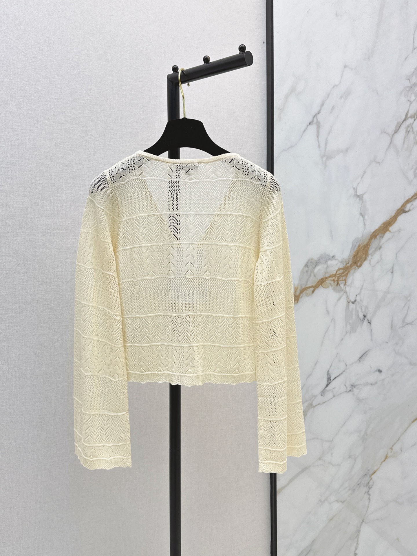 Chan New Hollow-out crochet cardigan