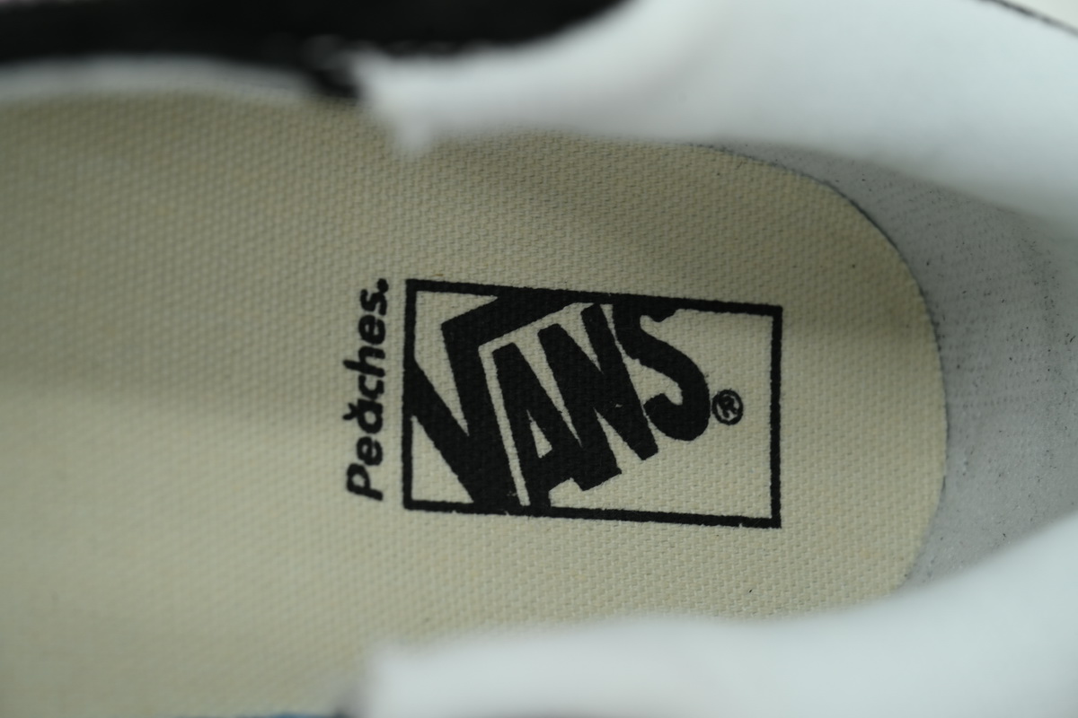 Peaches x Vans Knu-Skool 'Black Pink' VN0009QCB9P