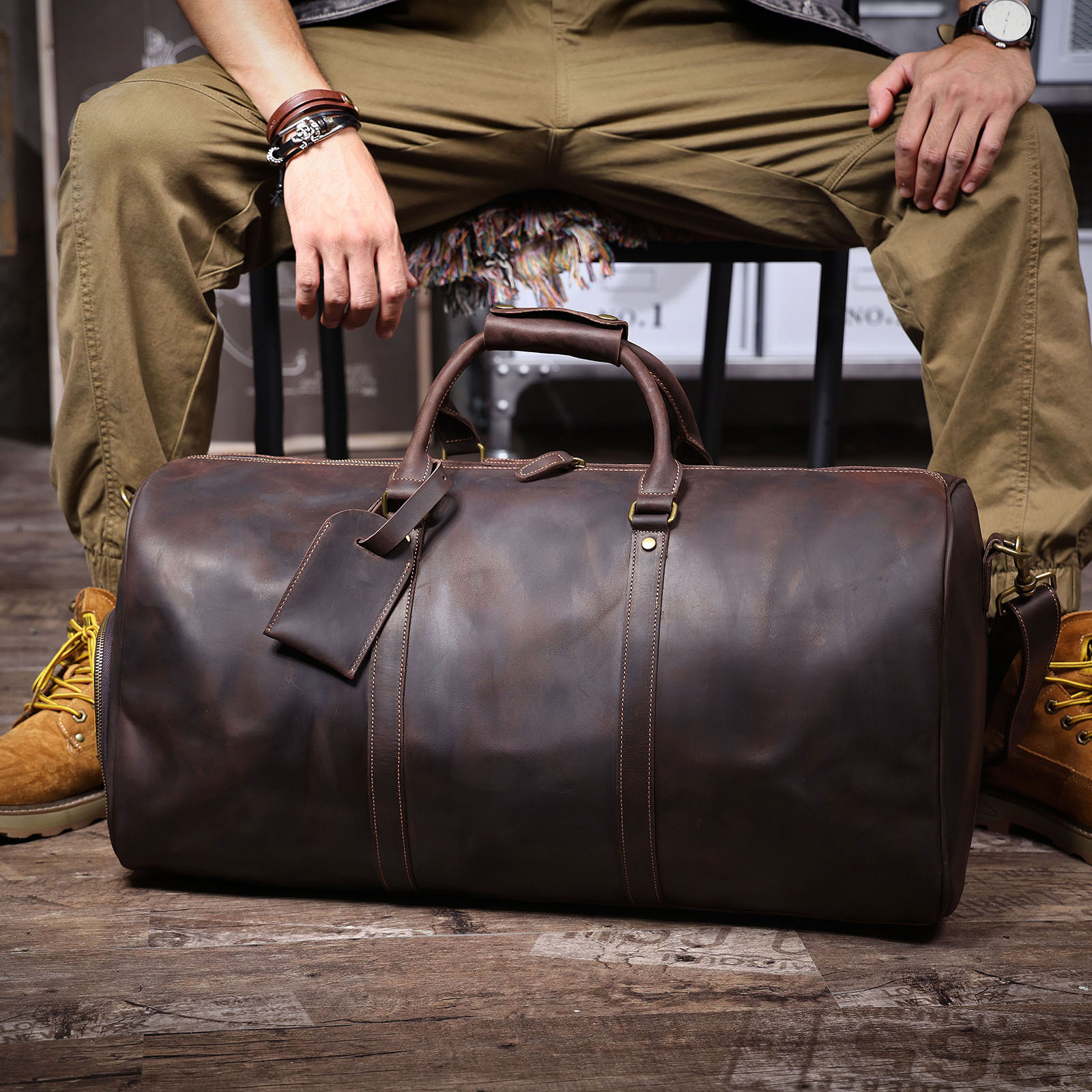 Vintage Full-Grain Leather Duffle Bag - Timeless Craftsmanship for the Modern Traveler