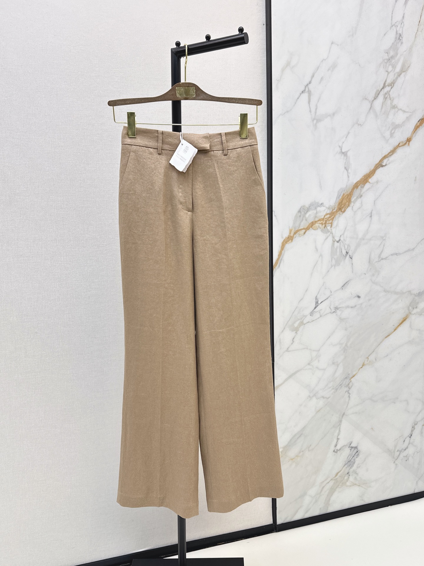 Brun New Shimmery pants