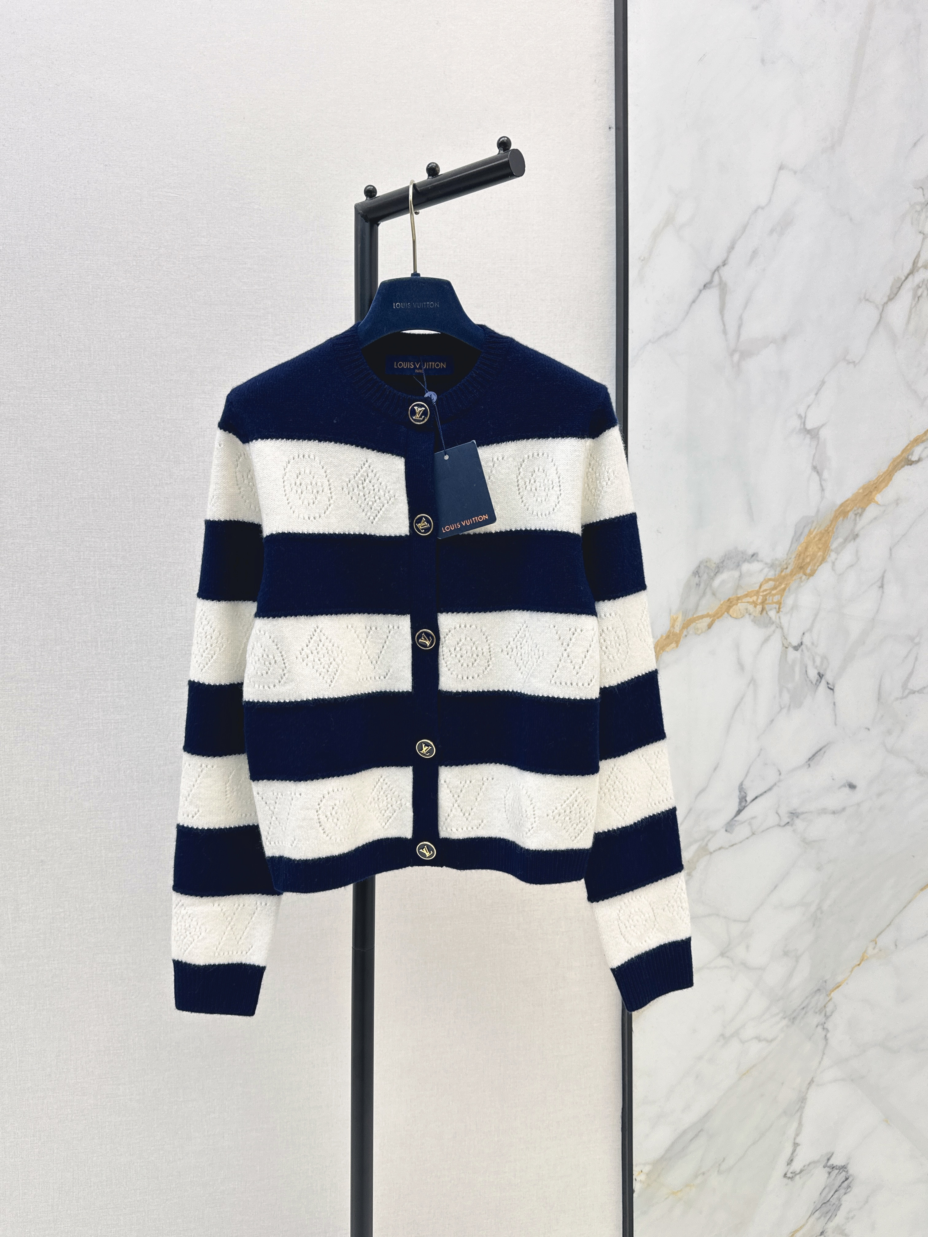 Louis New striped knitted cardigan