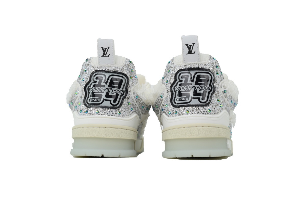 Pkkicks God Batch LOUIS VUITTON Silver White Diamond