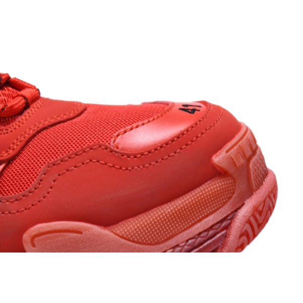 Balenciaga Triple S Red Clear Sole 541624W09O16500