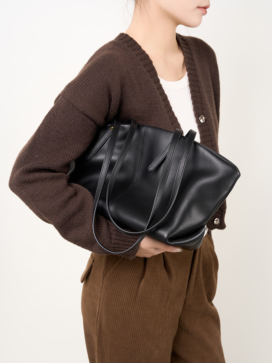 Soft Leather Slouchy Satchel Bag for Women