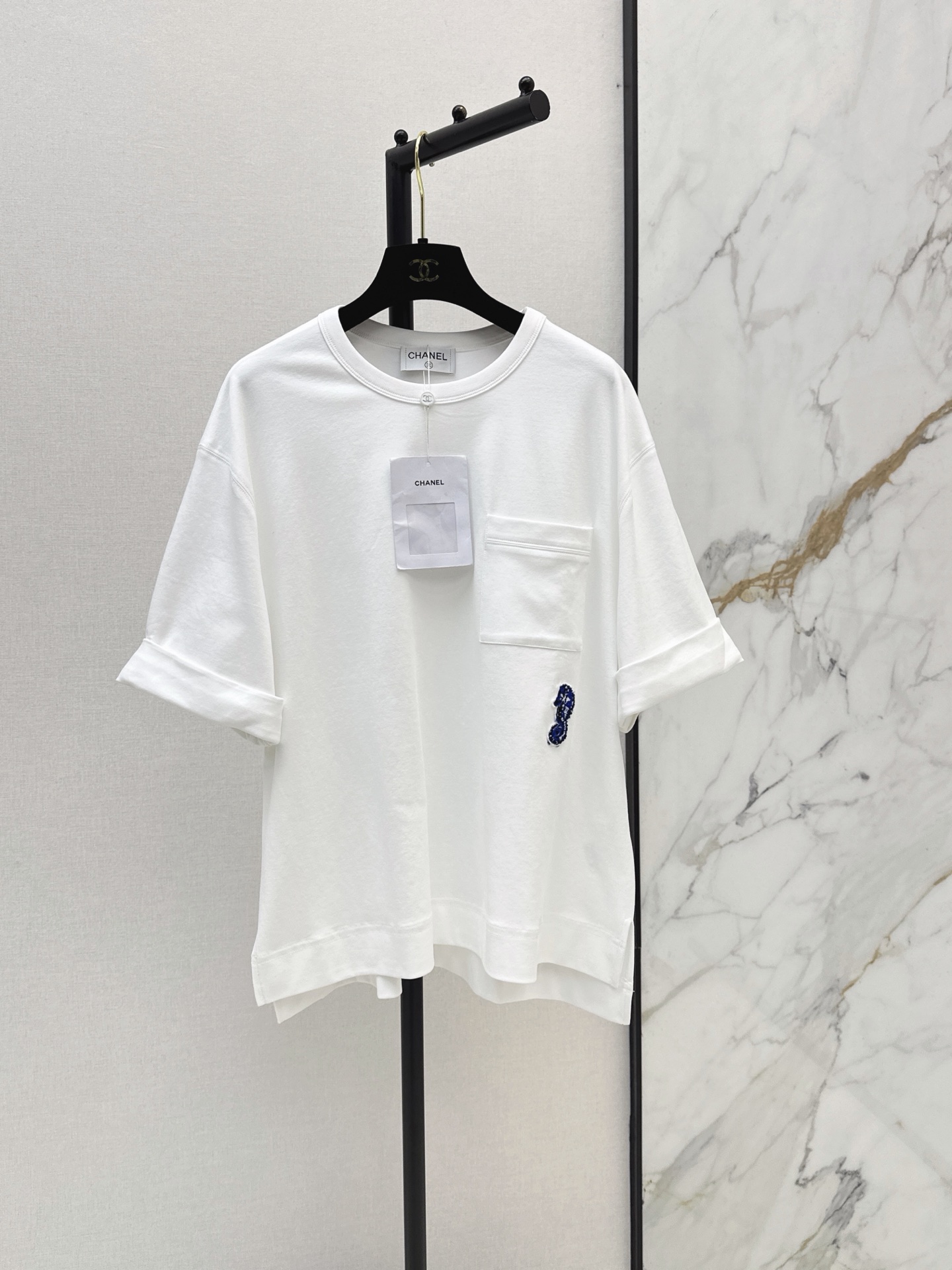 Chan New Loose rolled-edge T-shirt