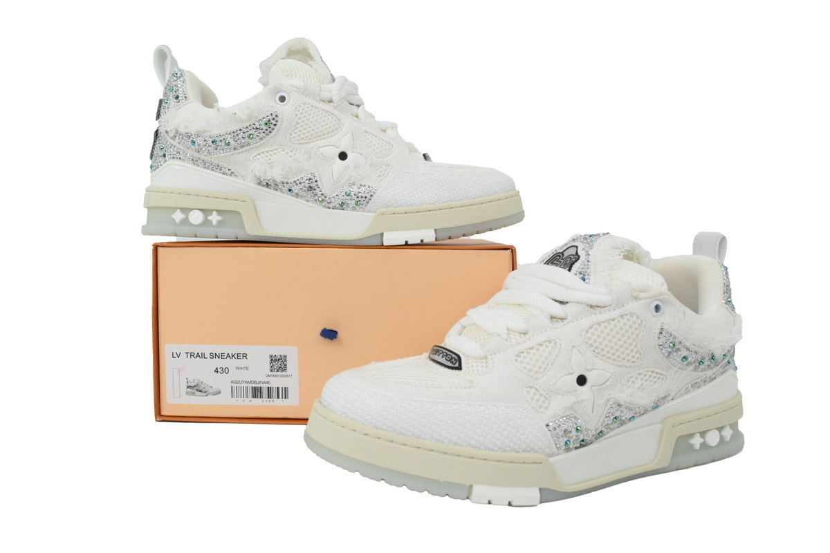 Pkkicks God Batch LOUIS VUITTON Silver White Diamond