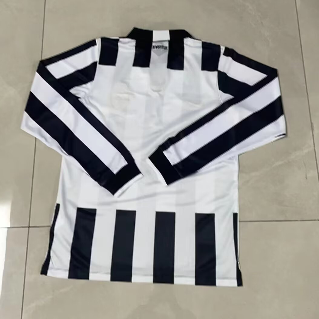 Juventus Home Long Sleeve Retro Jersey 2014/15