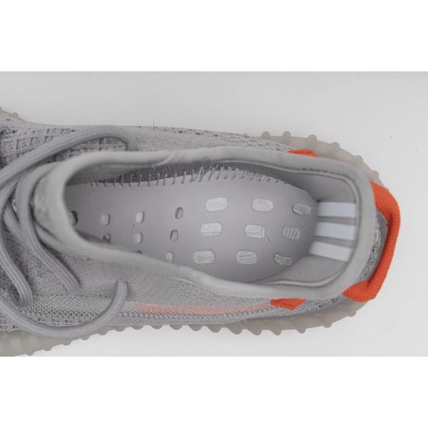 adidas Yeezy Boost 350 V2  Tail Light  Reps FX9017
