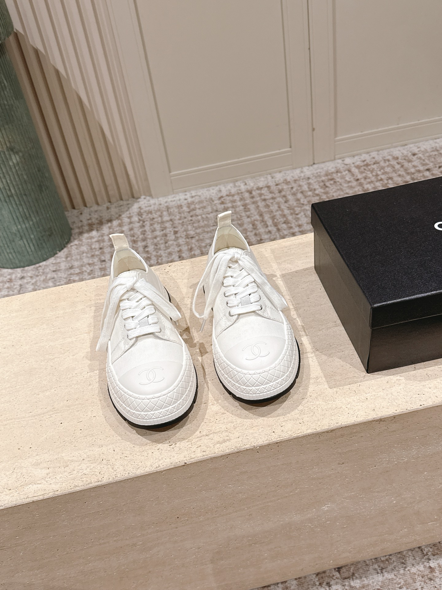 Chan NEW Chunky casual sneakers