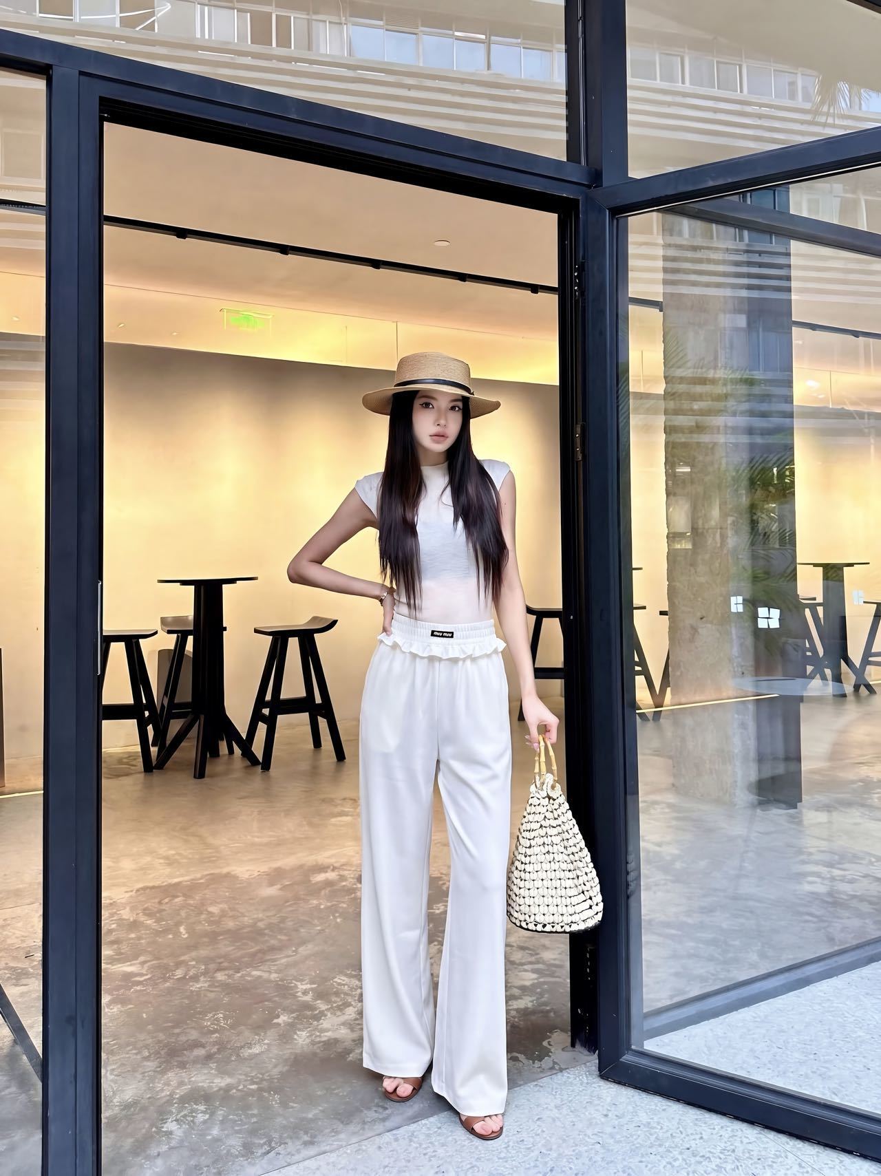 Miu New Straight-leg pants