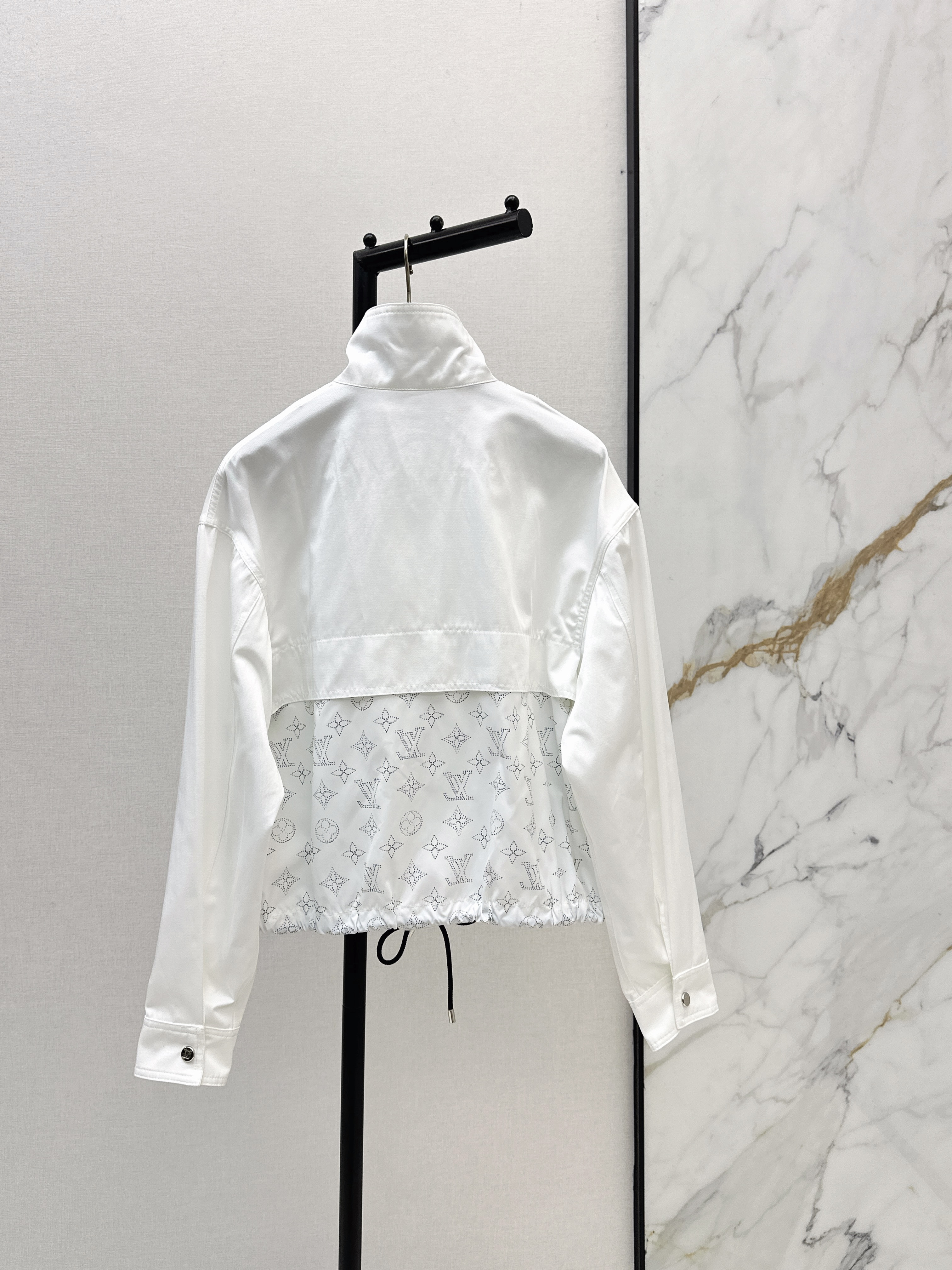 Louis New contract jacket