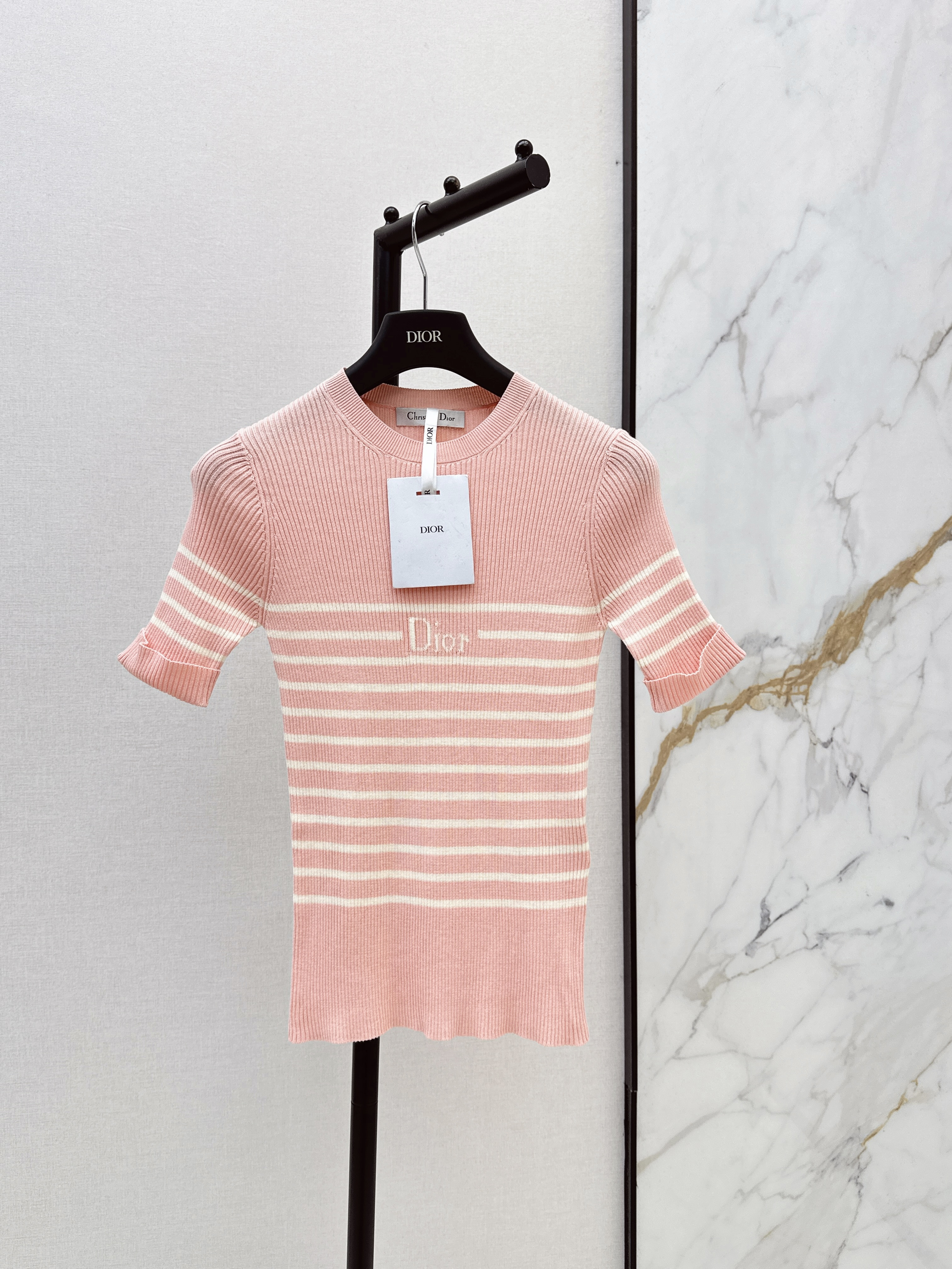 CD New striped knitwear