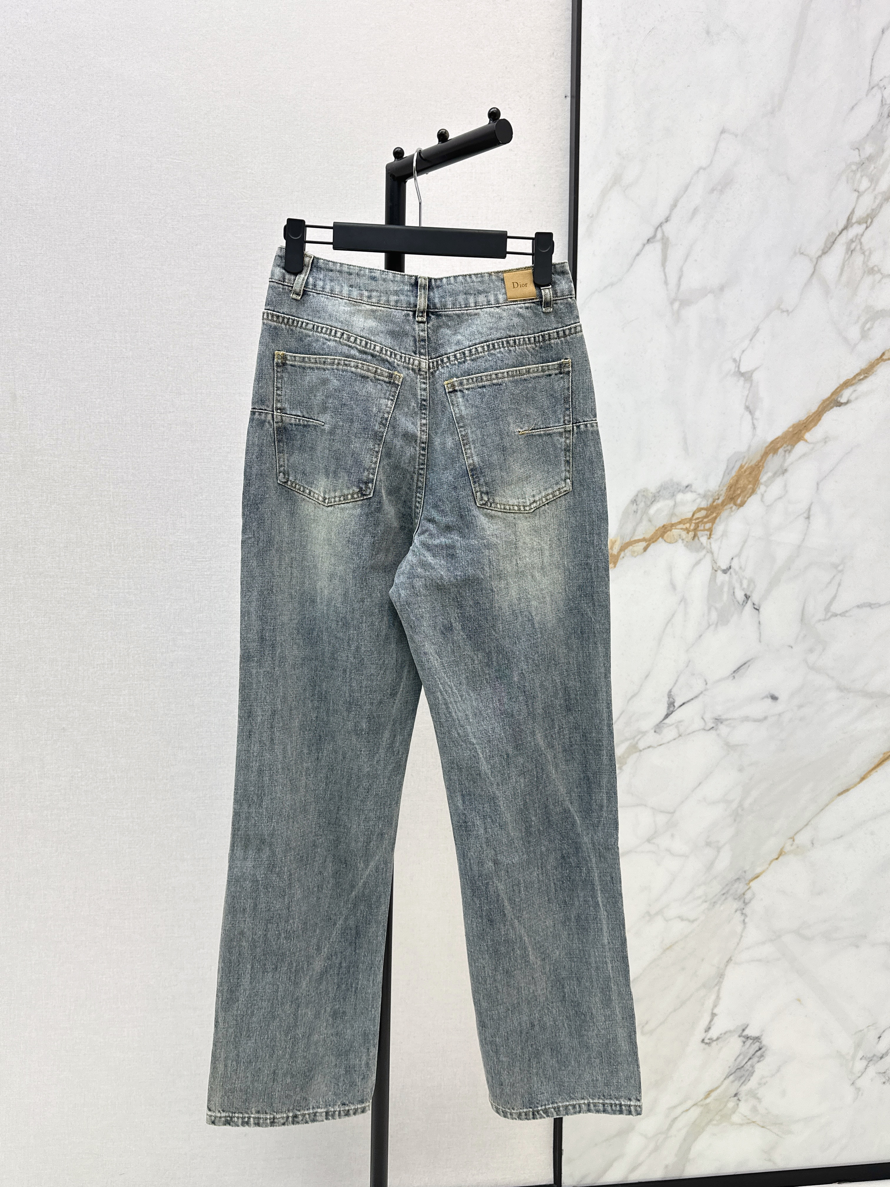 CD New straight jeans