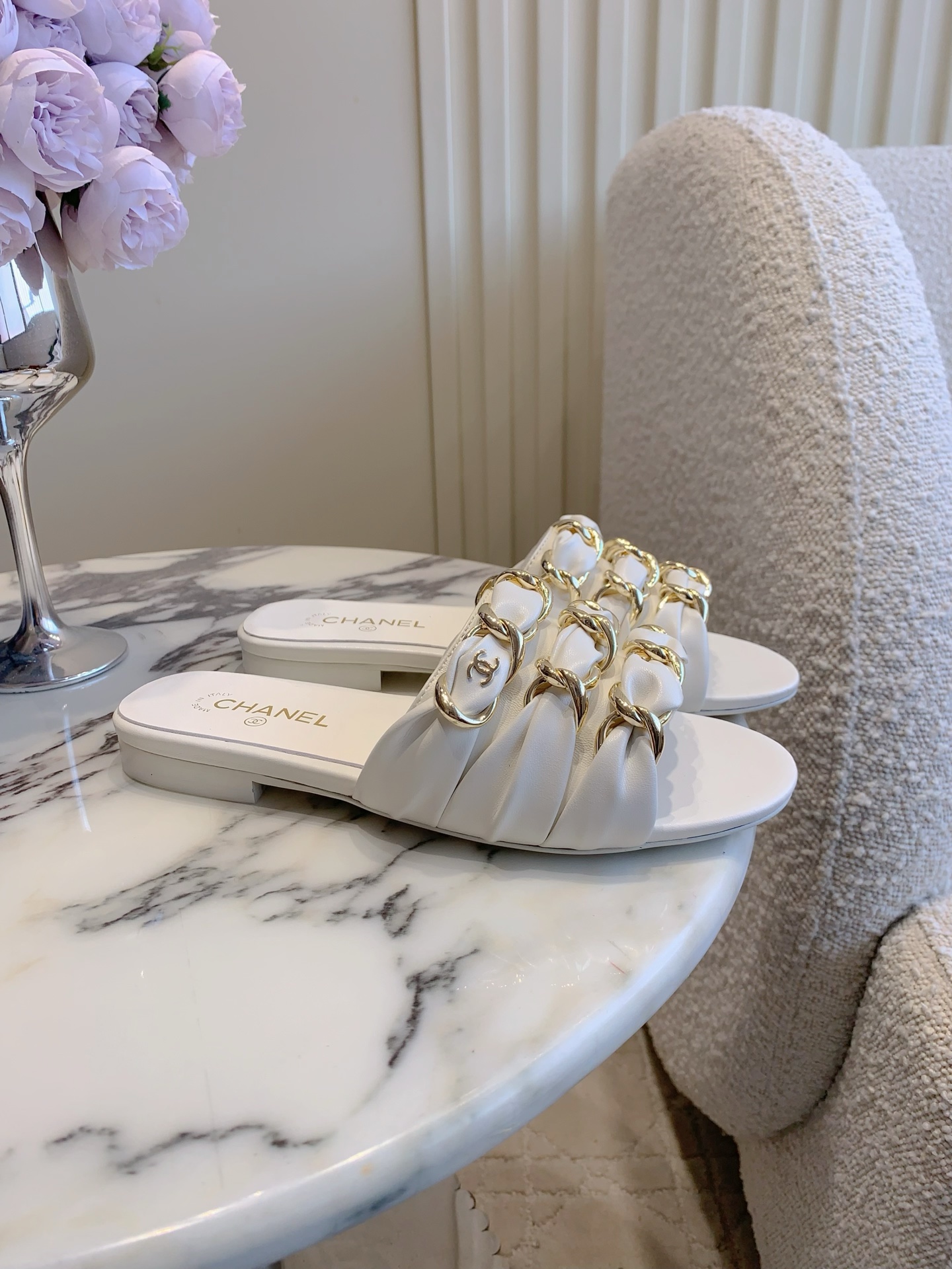 Chan New Large Chain Flat Sandals